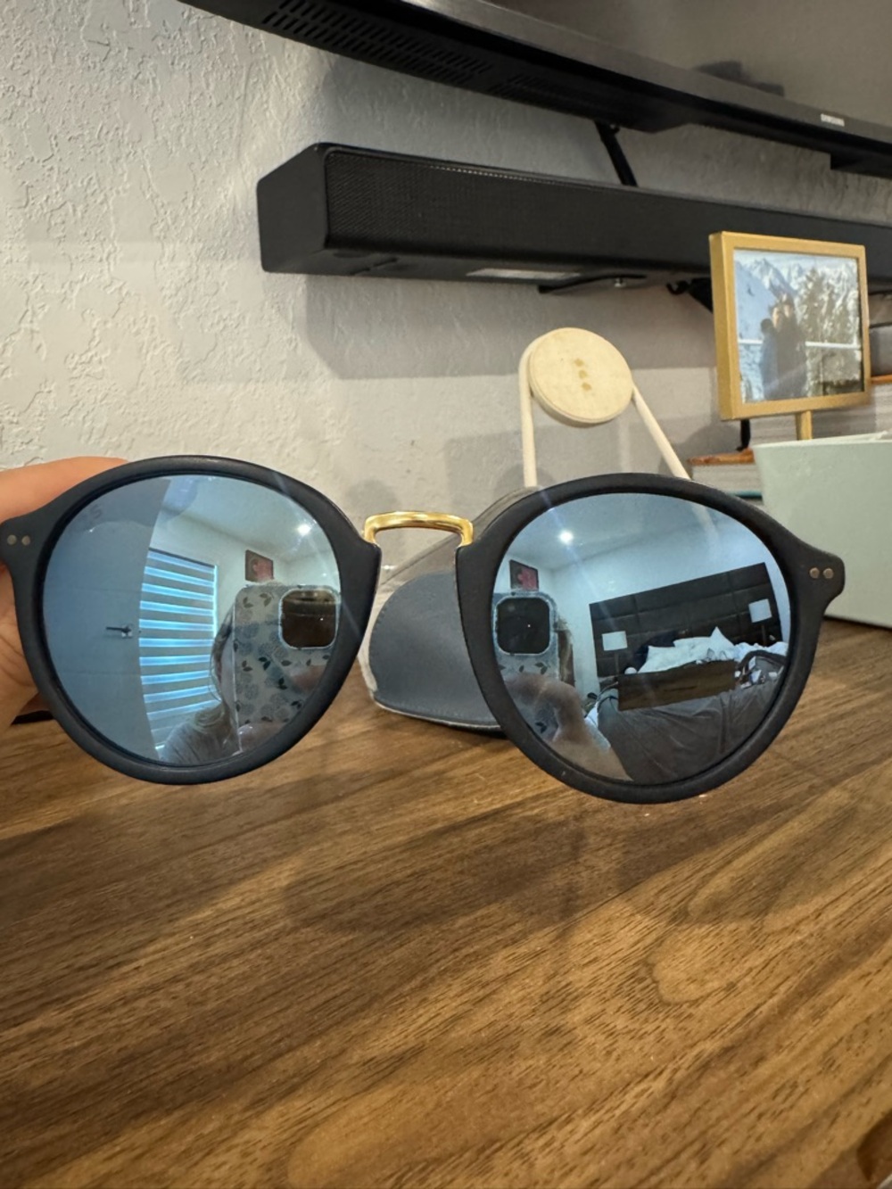Women’s Blue Mirrored Round Sunglasses - kapten & Son